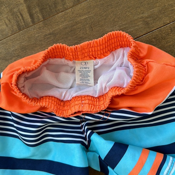 Kids OP swim trunks. Size 2T. EUC. - Picture 3 of 4
